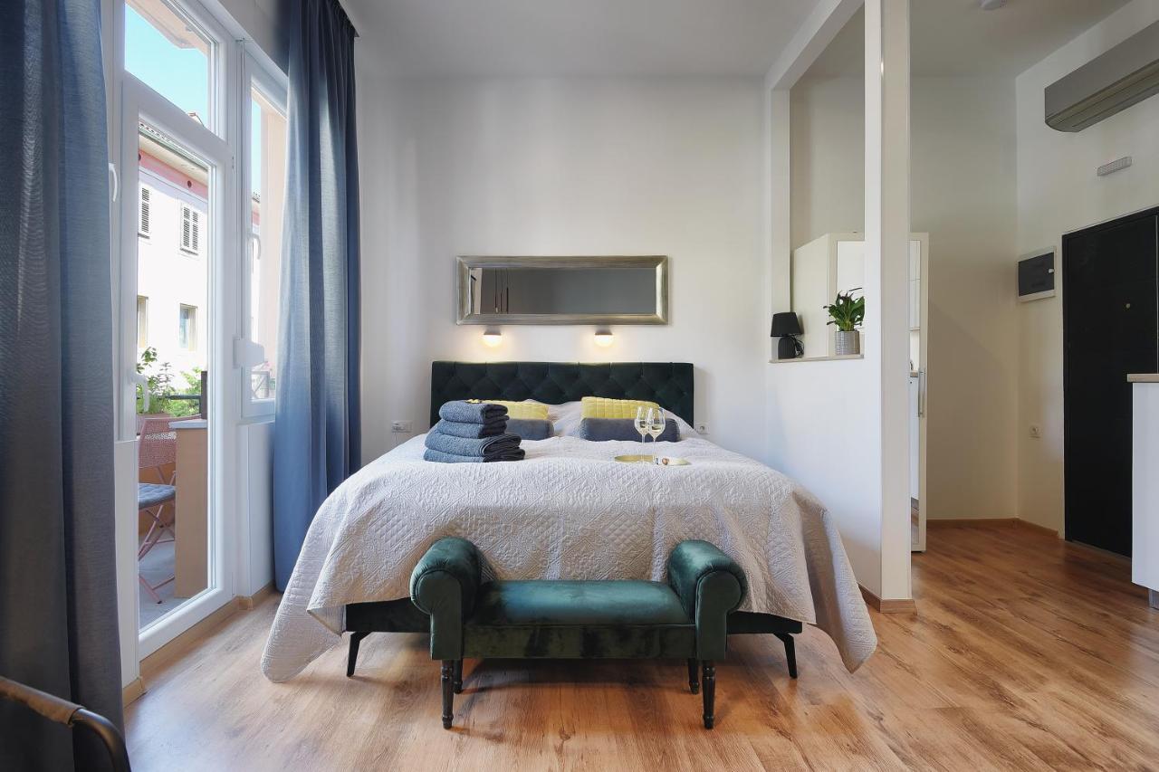 E&F Luxury Apartments PUY Exterior foto