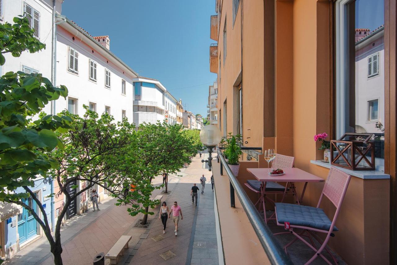 E&F Luxury Apartments PUY Exterior foto